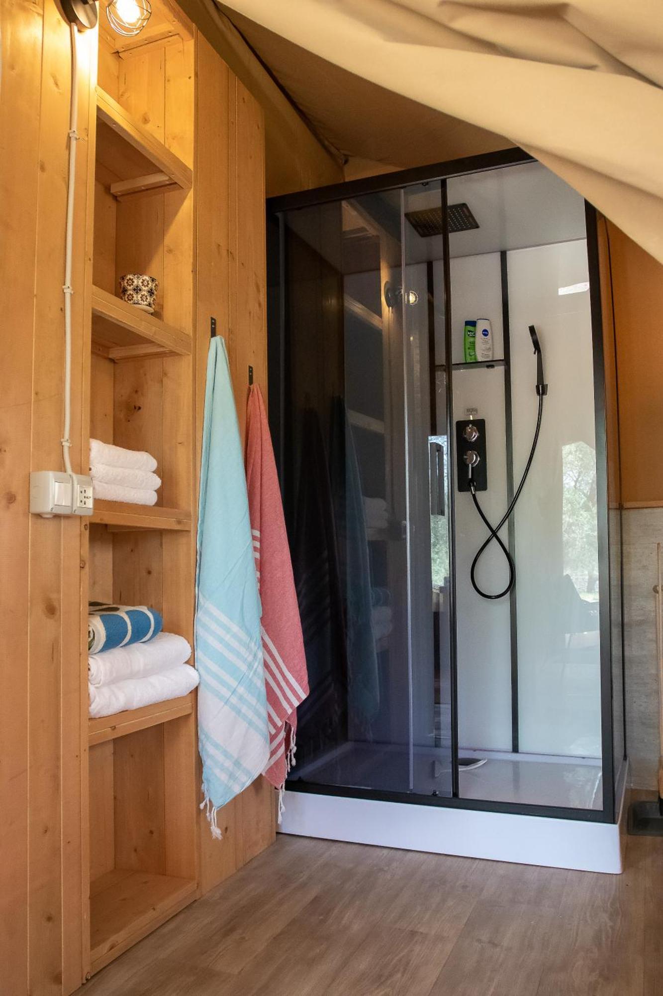 Hotel Domus Olea Glamping Ceglie Messapica Exterior foto