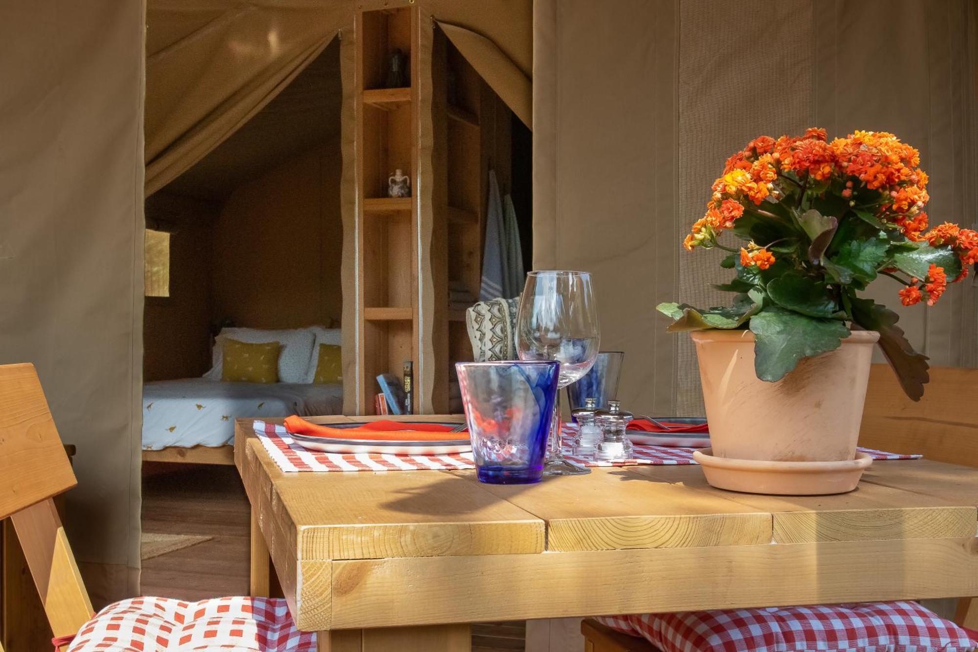 Hotel Domus Olea Glamping Ceglie Messapica Exterior foto