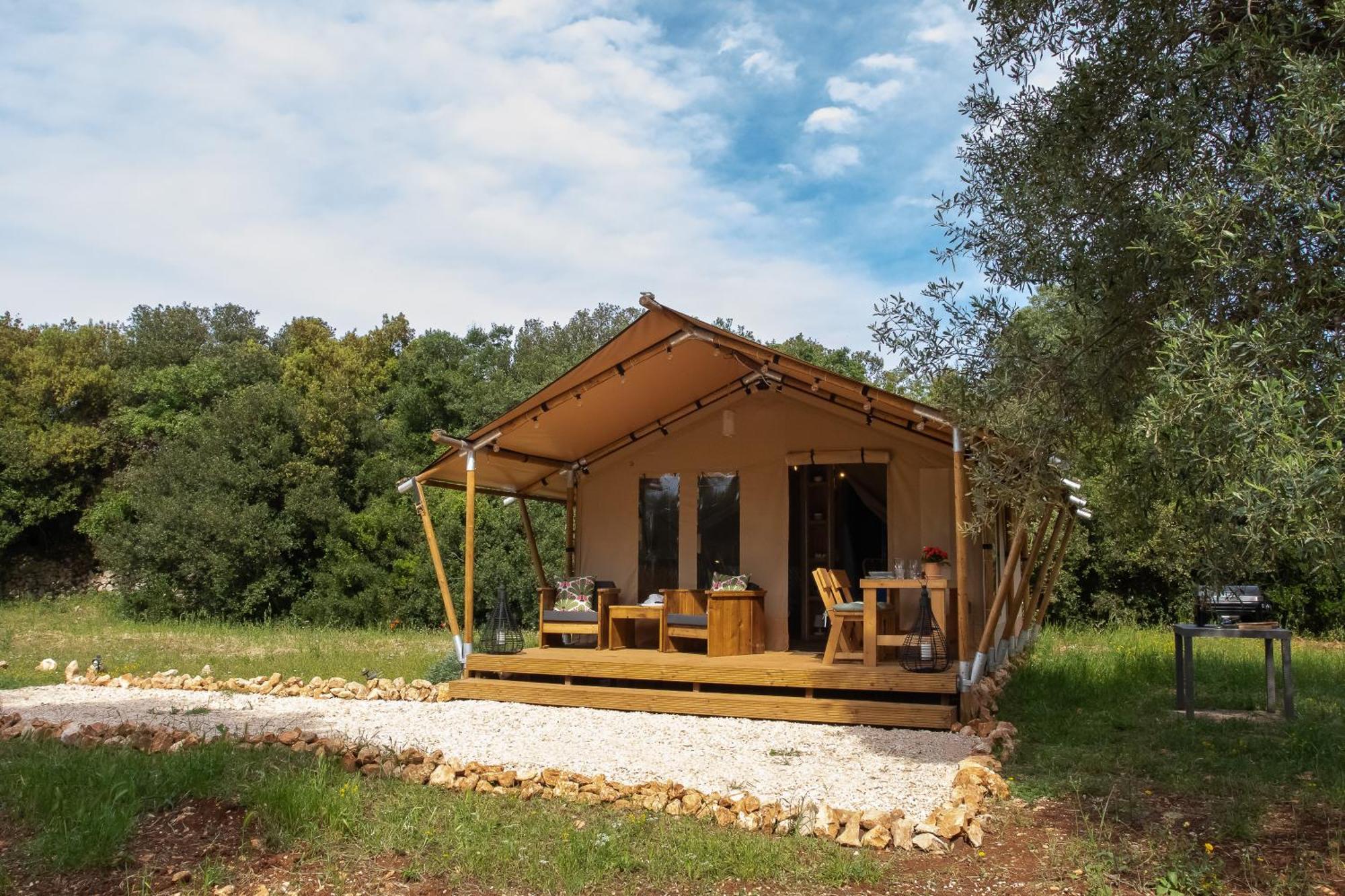 Hotel Domus Olea Glamping Ceglie Messapica Exterior foto