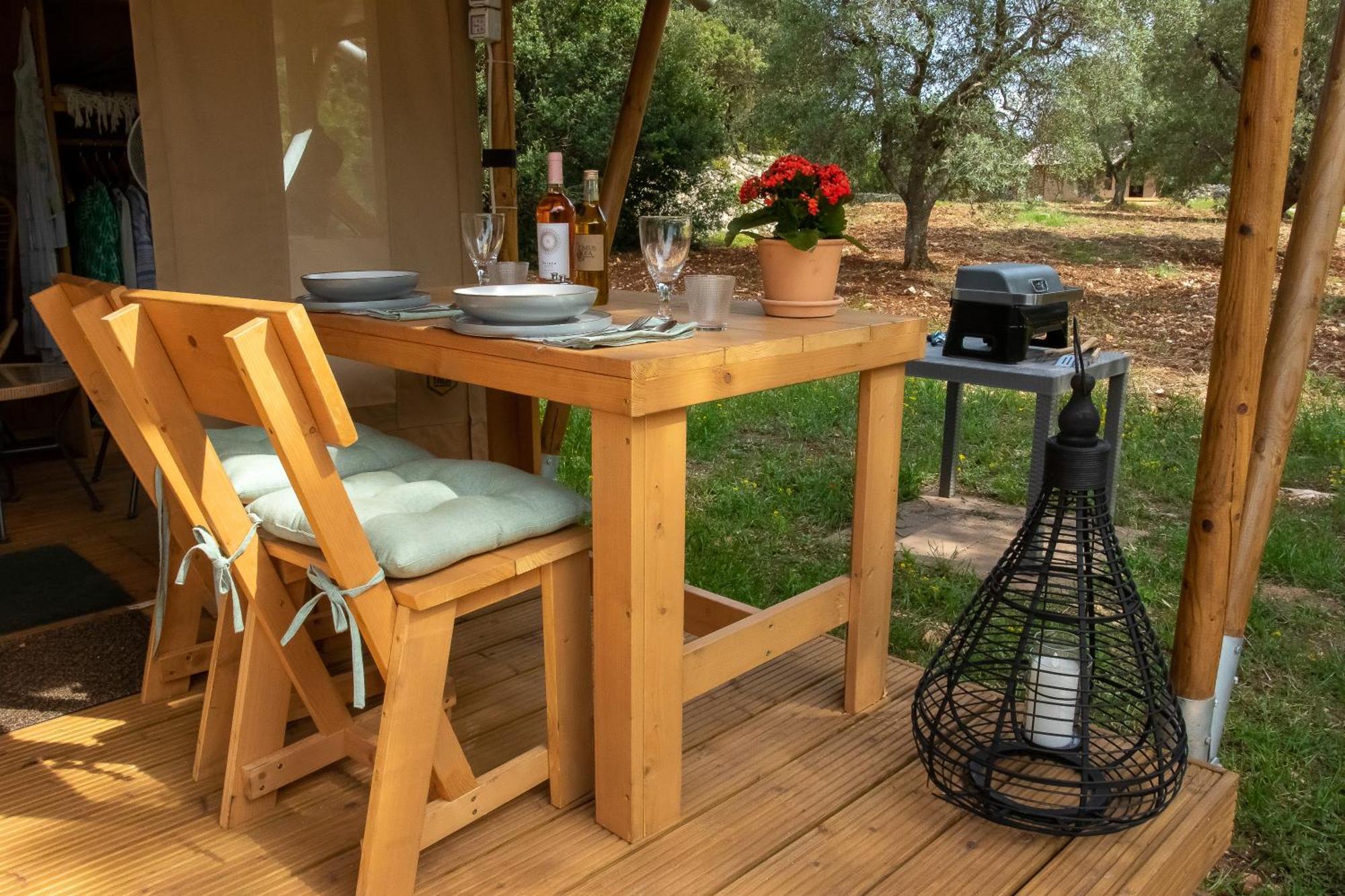 Hotel Domus Olea Glamping Ceglie Messapica Exterior foto