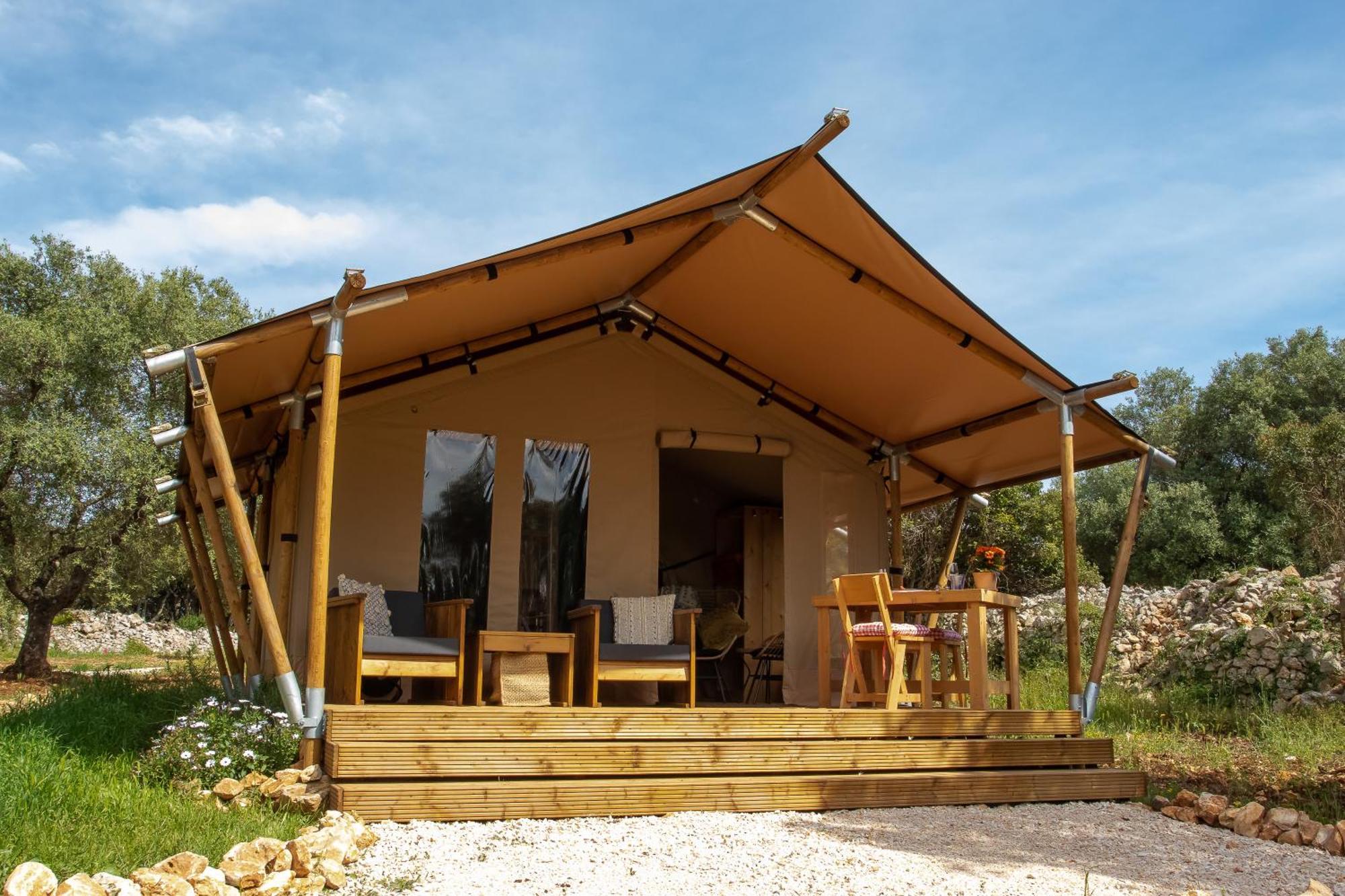 Hotel Domus Olea Glamping Ceglie Messapica Exterior foto